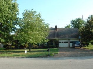 106 E Oak Hill Dr, Florence, AL 35633