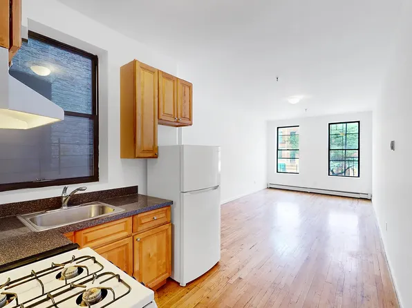 2074 Frederick Douglass Blvd APT 2b, New York, NY 10026