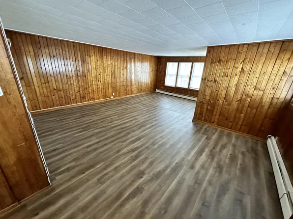 199 Baldwin St #A, Sharon, WI 53585