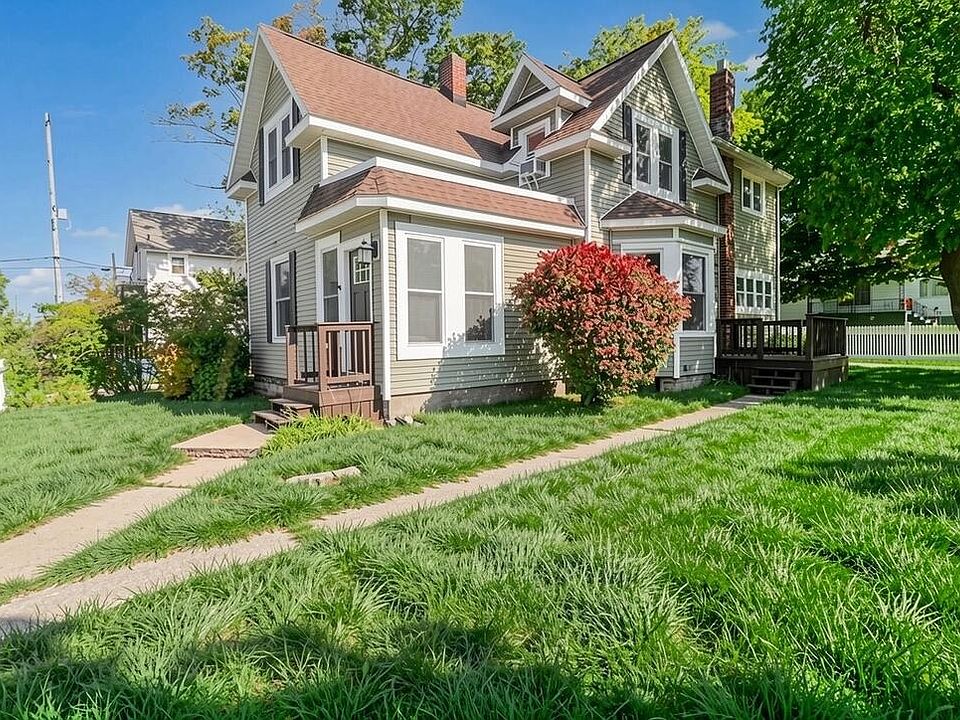 1st image of 209 S Washington Ave