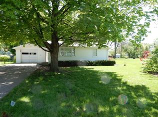 808 S 15th St, Goshen, IN 46526