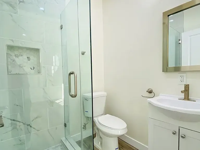 4033 Adair St — Photo 3
