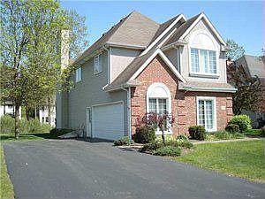 2nd image of 115 E Pinelake Dr