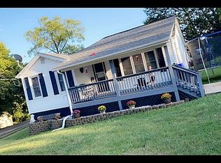 911 Monroe St, Park Hills, MO 63601