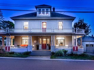 366 Lincoln St, Lunenburg, NS B0J2C0