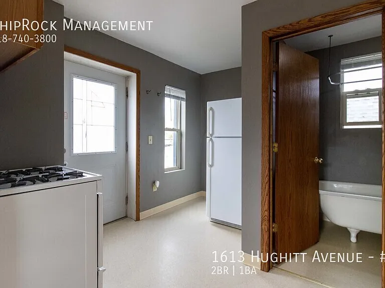 1613 Hughitt Ave #4 — Photo 11