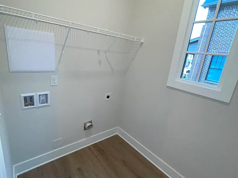4783 Silas Ave — Photo 12