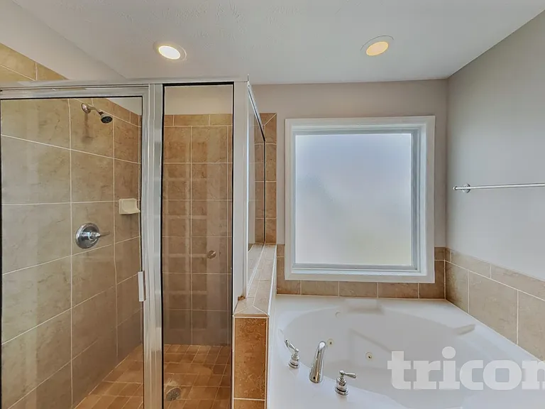 15 Summerseat Way — Photo 10