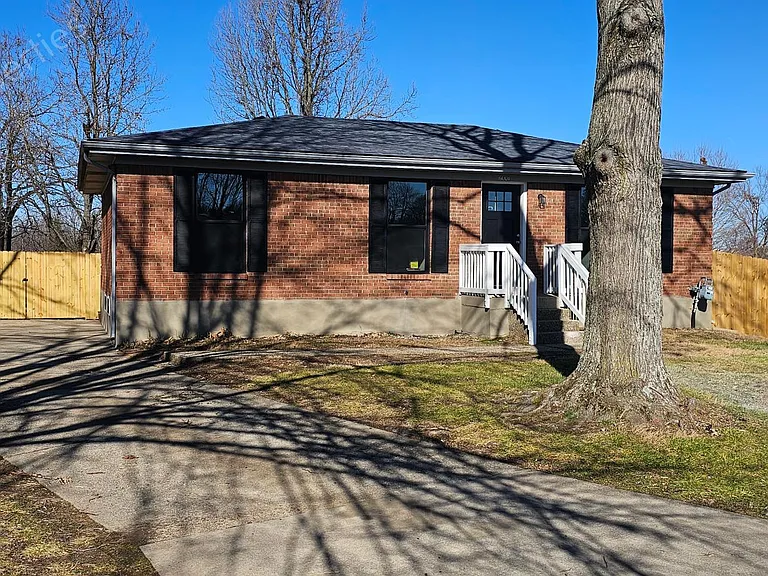 6001 Crossbeak Ct — Photo 1
