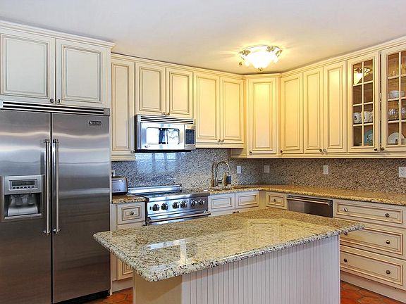 4th image of 2730 S Ocean Blvd #104