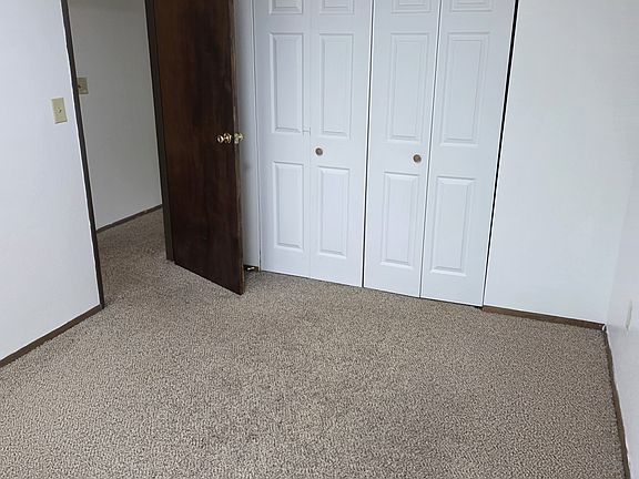 5th image of 618 Heritage Dr #12
