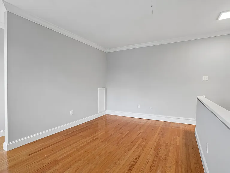 319 S 10th St #333A — Photo 12