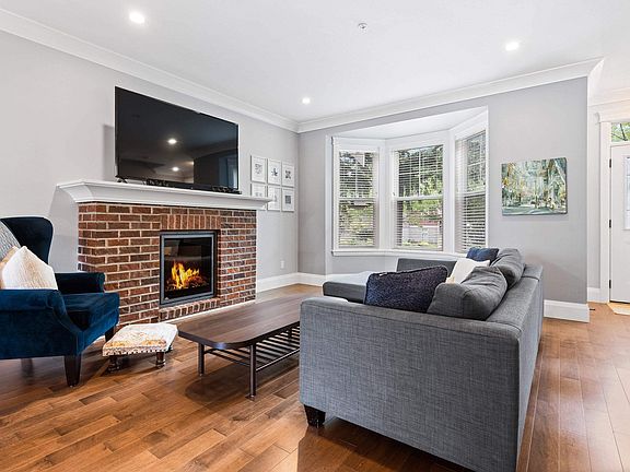 4th image of 5753 Garrison Blvd
