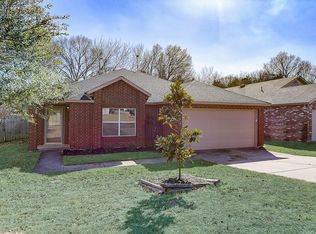 424 Capricorn St, Cedar Hill, TX 75104
