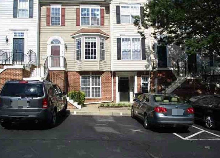 1st image of 39 Harbour Heights Dr Unit 39