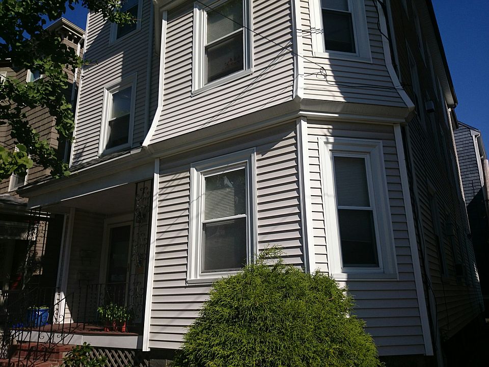 2nd image of 74 Chestnut St #2
