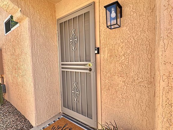 3rd image of 13717 W COUNTRYSIDE Drive