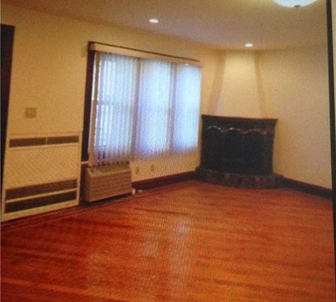 2nd image of 6237 Alderton St