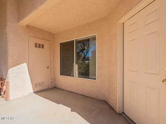 3rd image of 1580 N Paseo La Tinaja