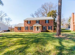 7377 Hill View Dr, Mechanicsville, VA 23111