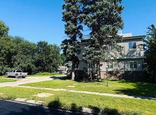1209 N Lincoln St, Aberdeen City, SD 57401