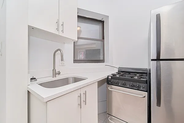 Rented by Living New York | media 12