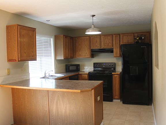 3rd image of 4230 E Ermina Ave