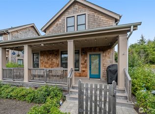 11 Cedar Run Loop, Pacific Beach, WA 98571