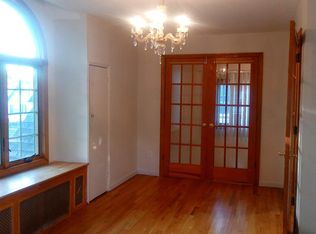 (Undisclosed Address), Garden City South, NY 11530