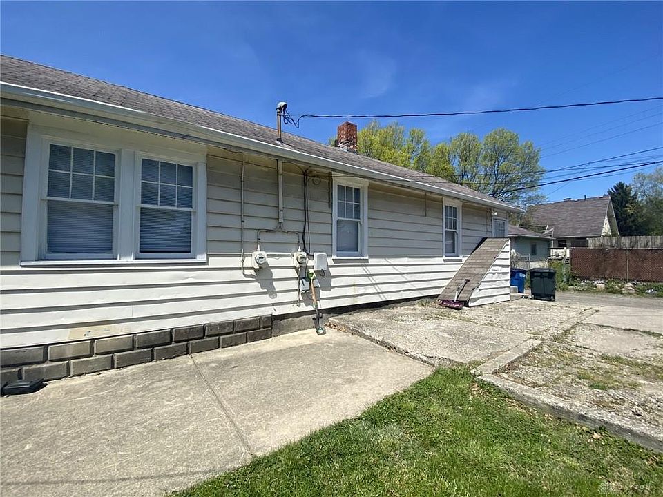 1st image of 2440 Wayne Ave