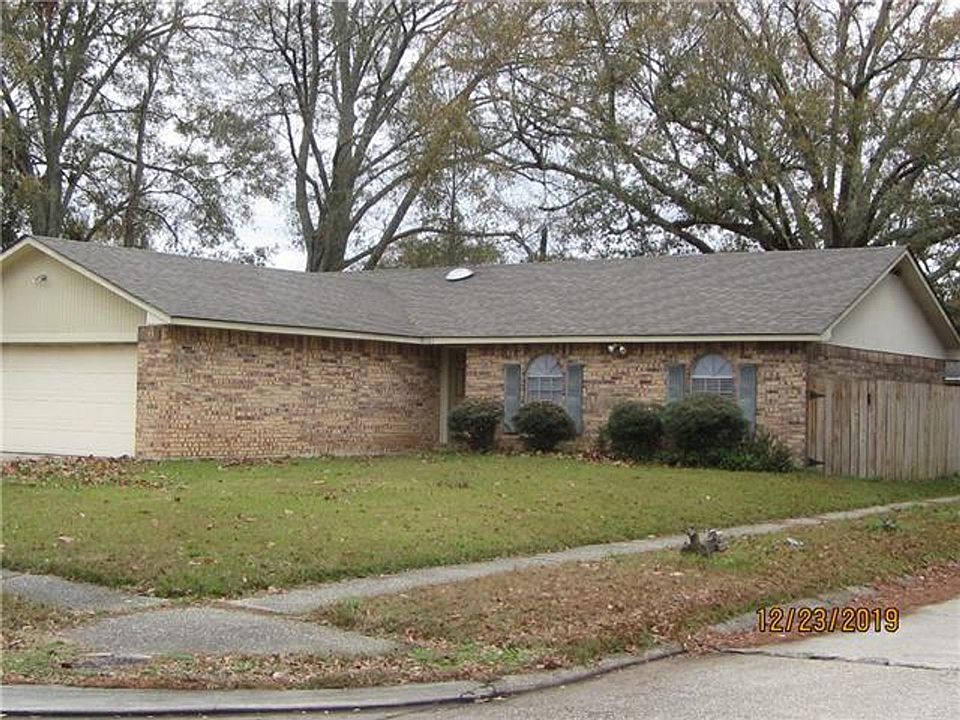 1st image of 101 Marin Cir