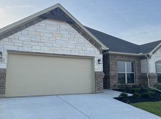 212 Navajo Trl, Alvarado, TX 76009