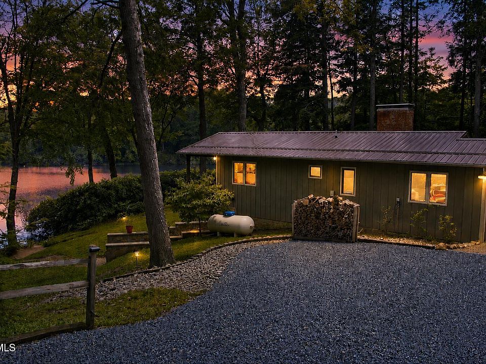 1st image of 282 Ripshin Lake Rd