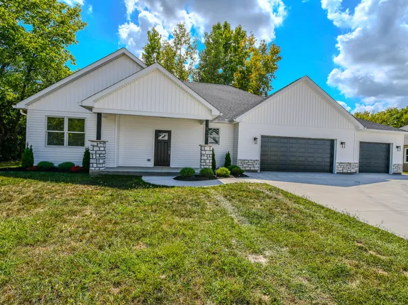 517 Cherry Ln, Fletcher, OH 45326