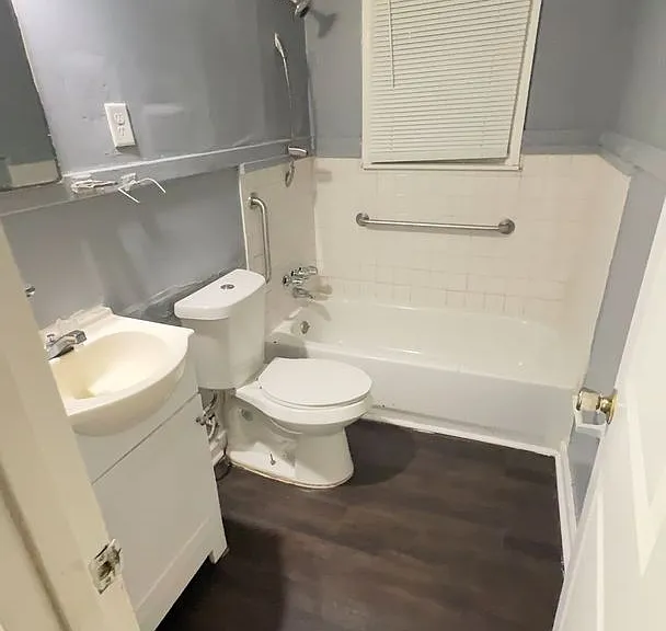 1312 Richmond Ave — Photo 10
