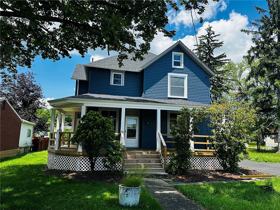 1st image of 705 Helman St