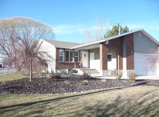 223 E 900 S, Layton, UT 84041
