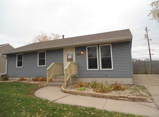 222 Irene Ave, Rochelle, IL 61068