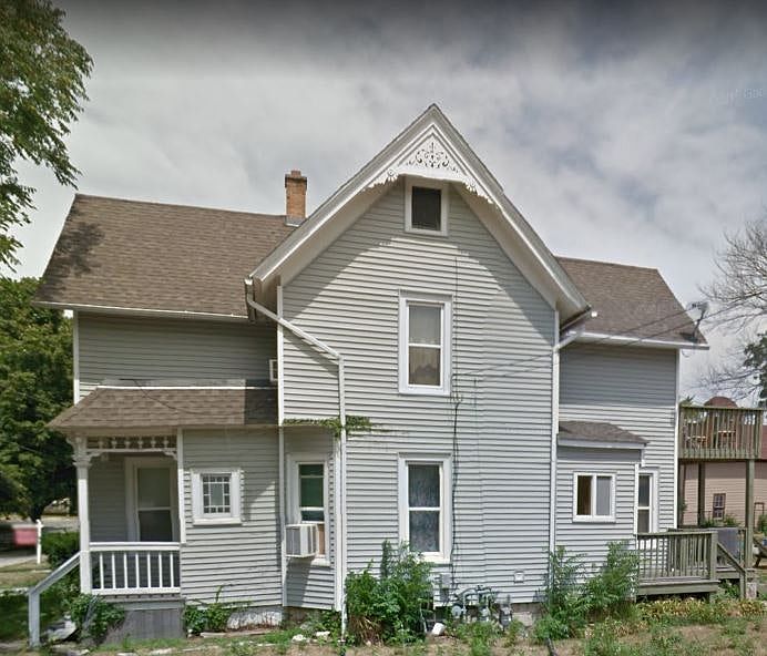 1st image of 501 Lake St