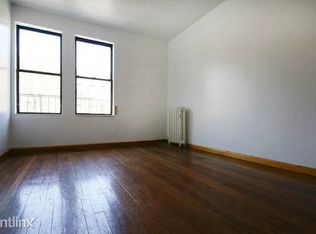 2541 Steinway St, Astoria, NY 11103