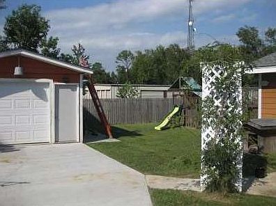 4th image of 110 York Dr