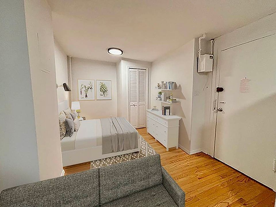 2nd image of 310 E 6th St APT 18