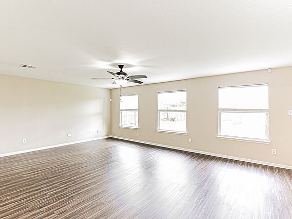 5th image of 4210 Thyme Cir