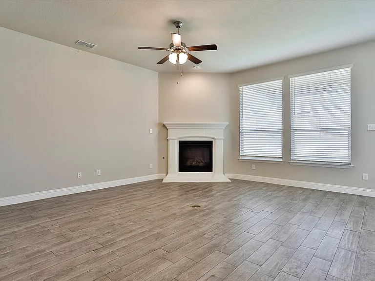 253 Gill Point Ln — Photo 12