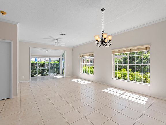 2nd image of 217 Park Shores Cir #217B