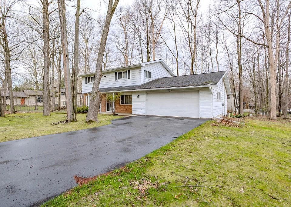 1st image of 2110 HEMLOCK AVENUE