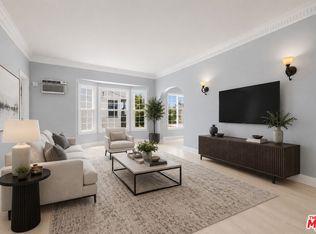437 N Genesee Ave #1/2, Los Angeles, CA 90036