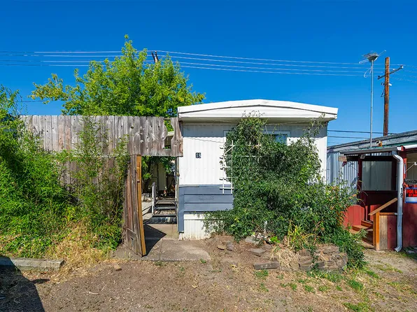 1565 Siskiyou Blvd Spc 18, Ashland, OR 97520