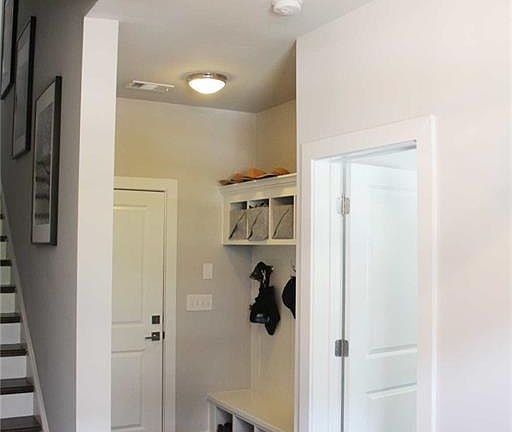5th image of 6087 Boylston Dr