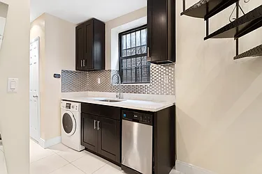 Rented by Safdie Realty Group